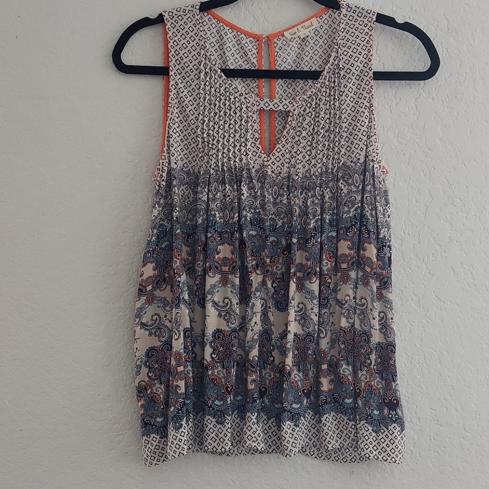 Hem & Thread Tank Size M